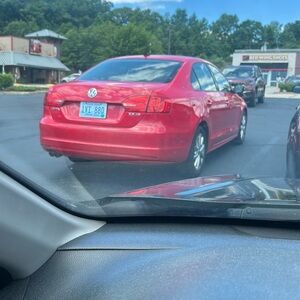 Jetta red